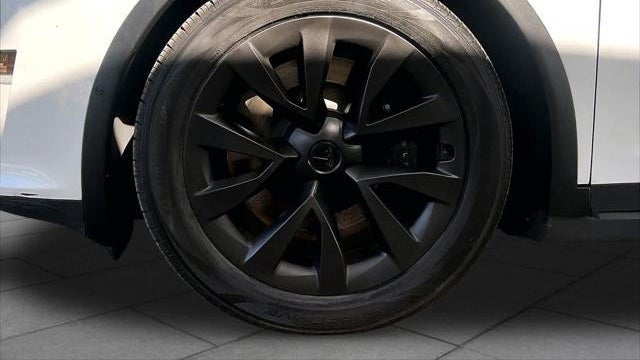 2022 Tesla Model X Base