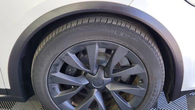 2022 Tesla Model X Base
