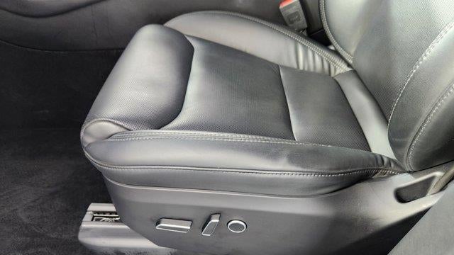 2022 Tesla Model X Base