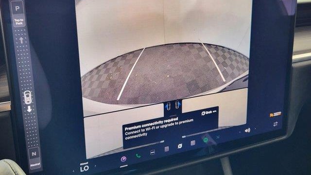 2022 Tesla Model X Base