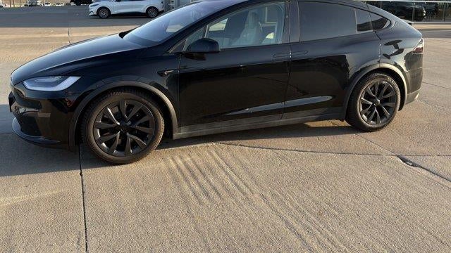 2023 Tesla Model X Base