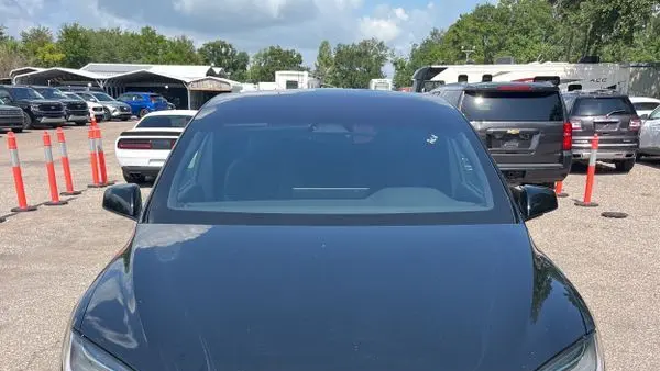 2023 Tesla Model X Base