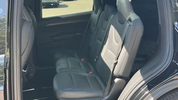 2023 Tesla Model X Base