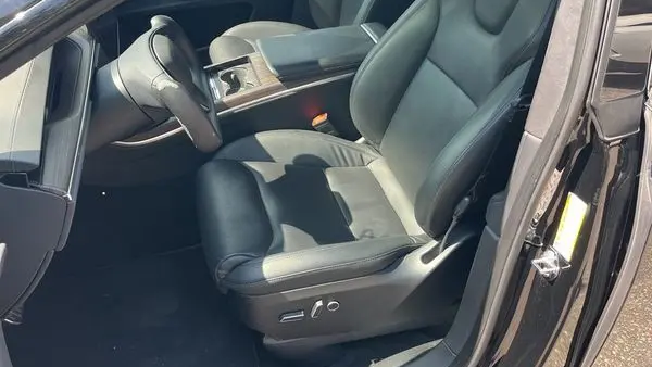2023 Tesla Model X Base
