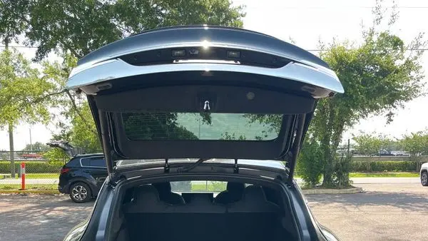 2023 Tesla Model X Base