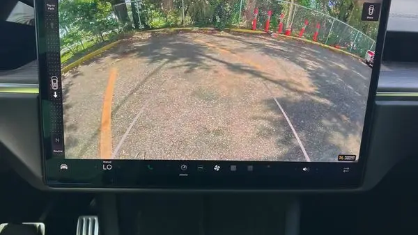 2023 Tesla Model X Base