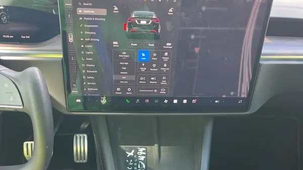 2023 Tesla Model X Base