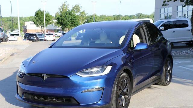 2023 Tesla Model X Base
