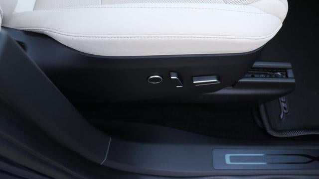 2023 Tesla Model X Base