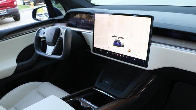 2023 Tesla Model X Base