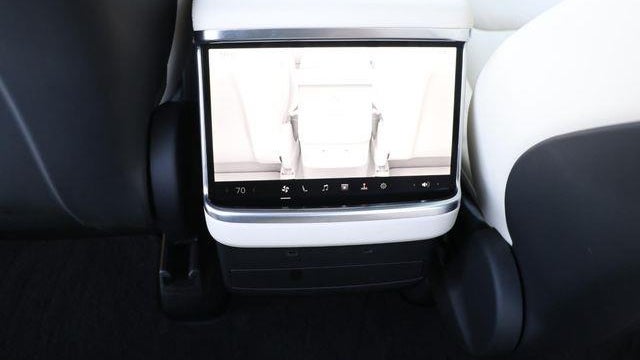 2023 Tesla Model X Base