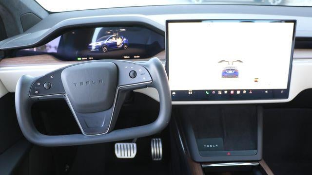 2023 Tesla Model X Base