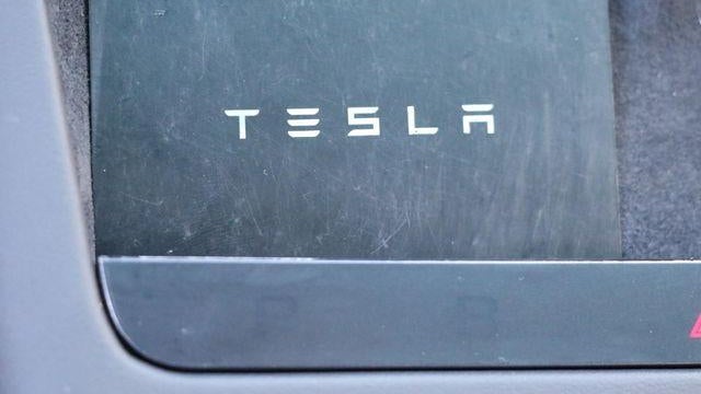2023 Tesla Model X Base
