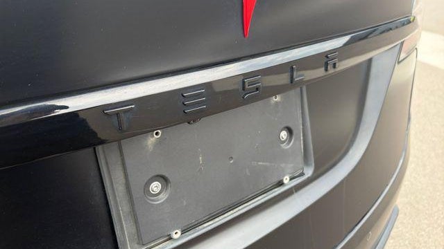 2022 Tesla Model X Base