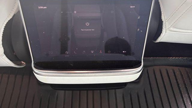 2022 Tesla Model X Base