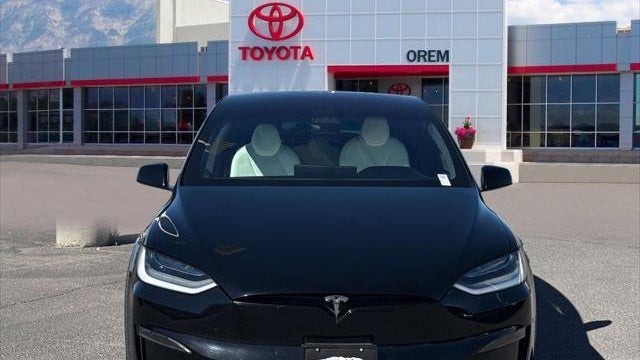 2023 Tesla Model X Base