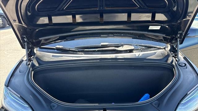2023 Tesla Model X Base