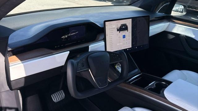 2023 Tesla Model X Base