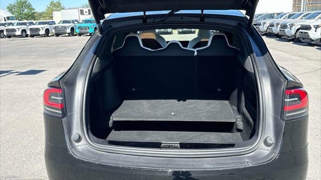 2023 Tesla Model X Base