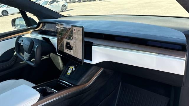 2023 Tesla Model X Base