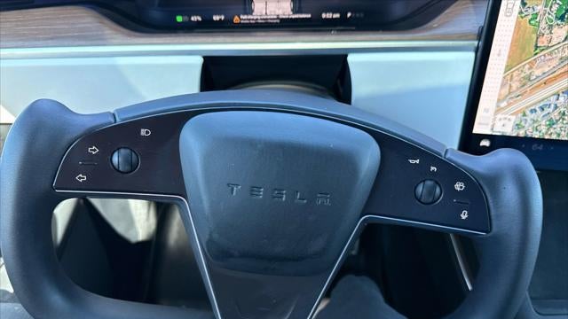 2023 Tesla Model X Base
