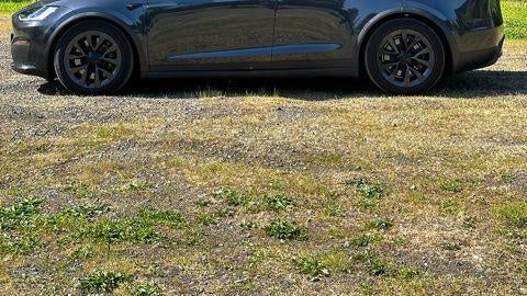2024 Tesla Model X Base