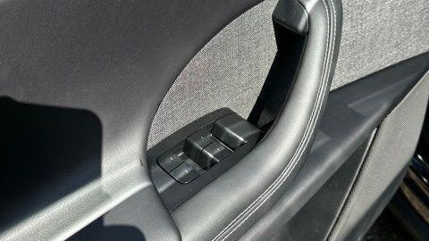 2024 Tesla Model X Base