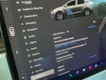 2022 Model X Thumbnail 11