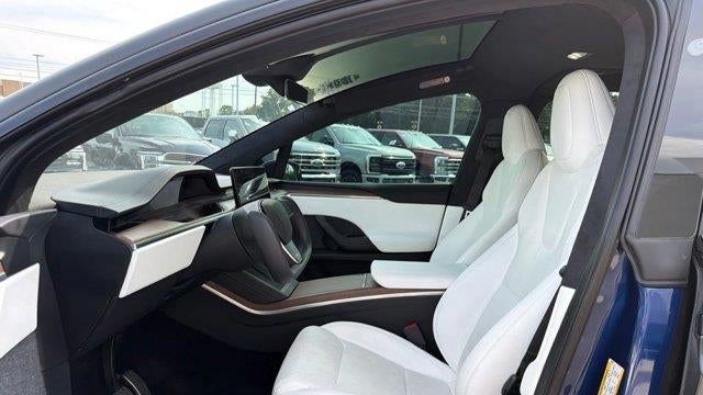2022 Tesla Model X Base