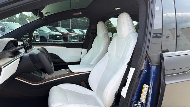 2022 Tesla Model X Base