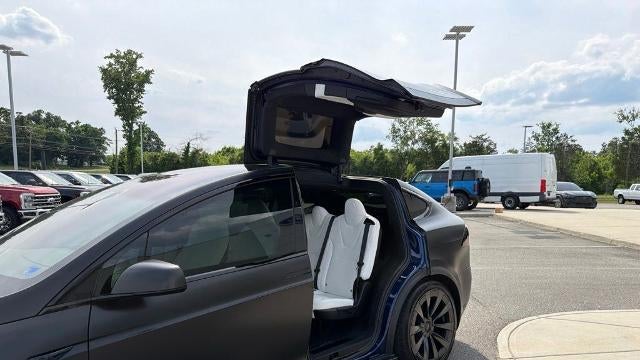 2022 Tesla Model X Base