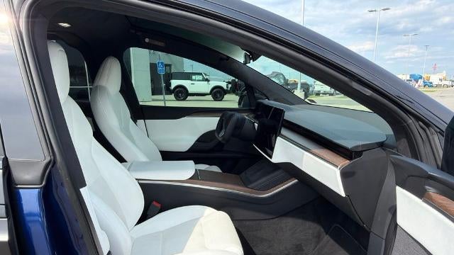 2022 Tesla Model X Base