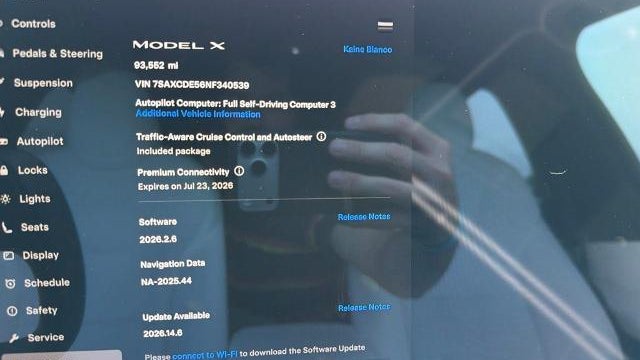 2022 Tesla Model X Base