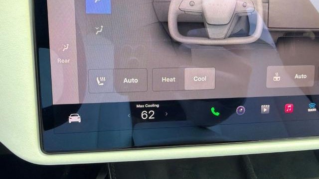 2022 Tesla Model X Base