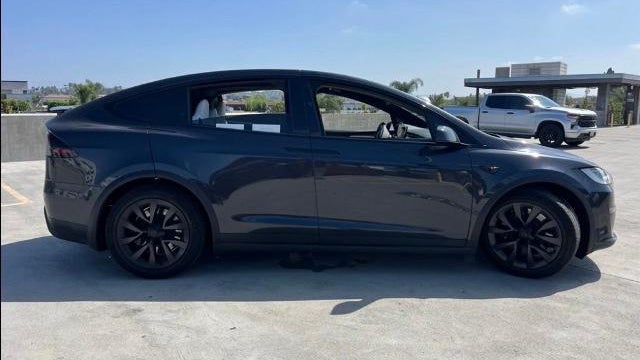 2024 Tesla Model X Base