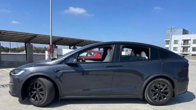 2024 Tesla Model X Base