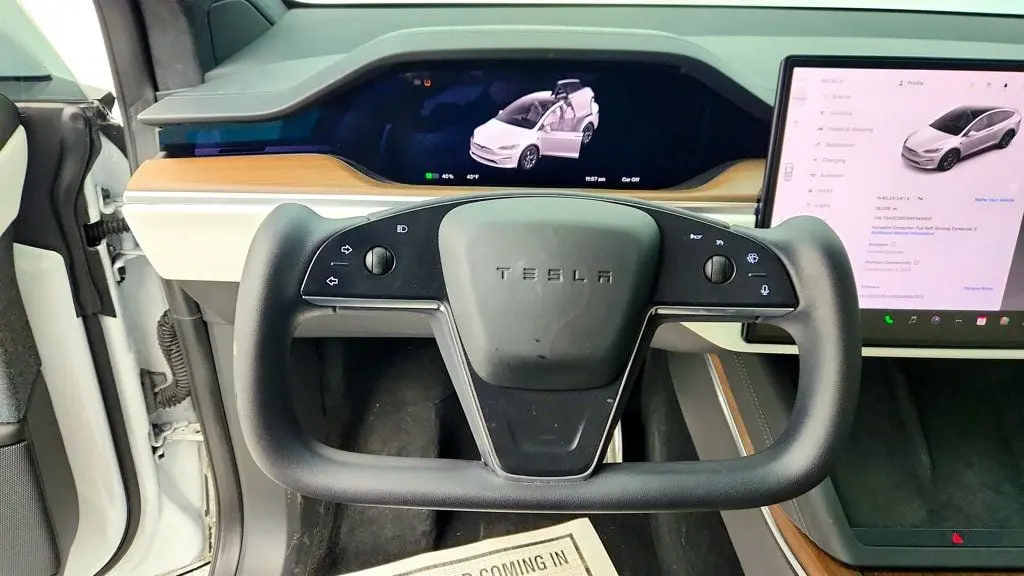 2022 Tesla Model X Base
