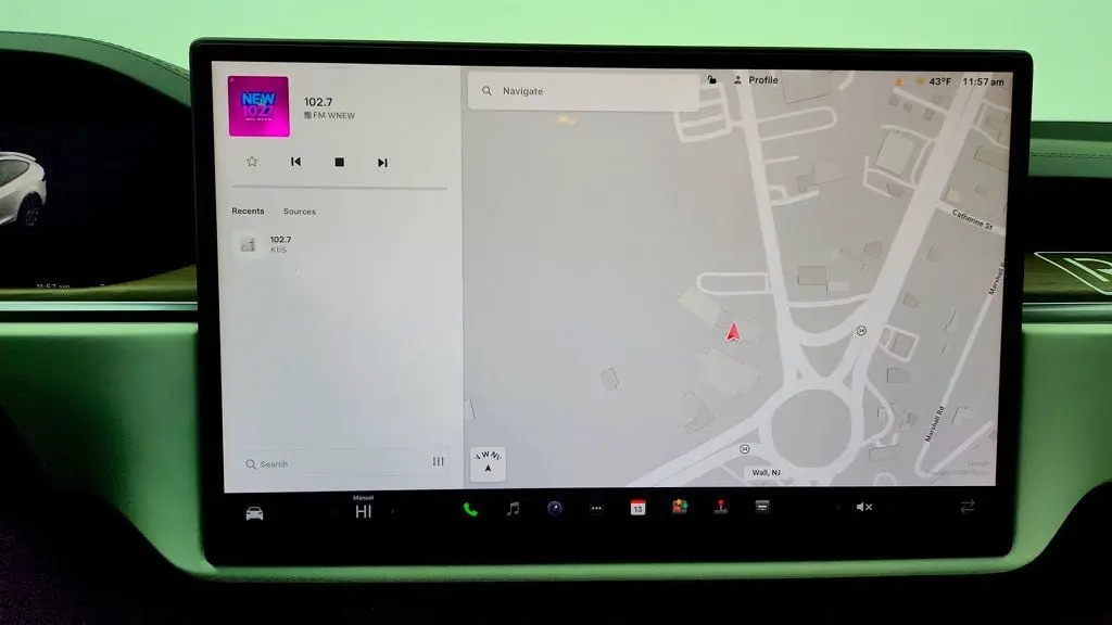 2022 Tesla Model X Base