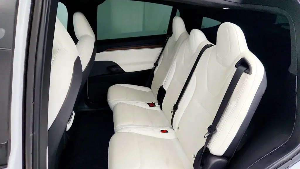 2022 Tesla Model X Base