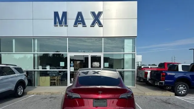 2024 Tesla Model Y Long Range