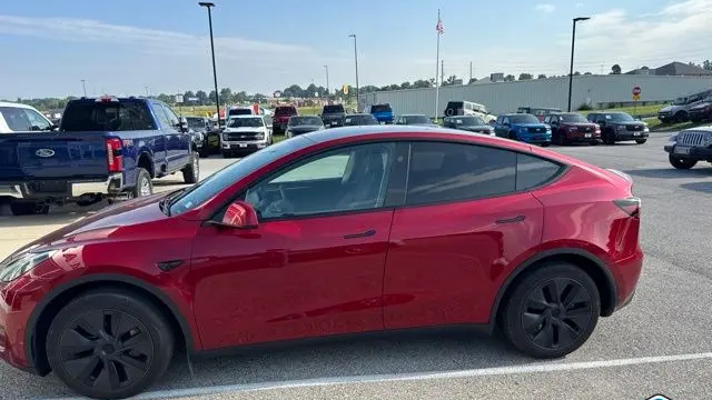2024 Tesla Model Y Long Range