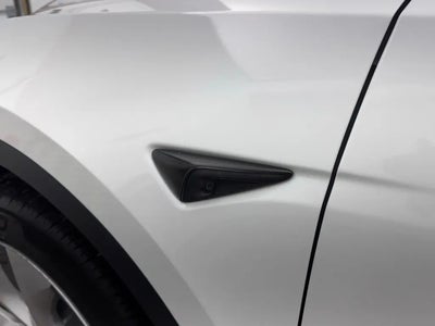 Photo of a 2022 Tesla Model Y AWD Long Range 4DR Crossover for sale