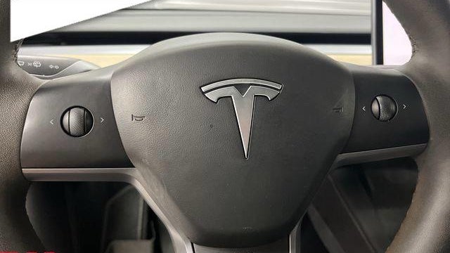 2023 Tesla Model Y Base