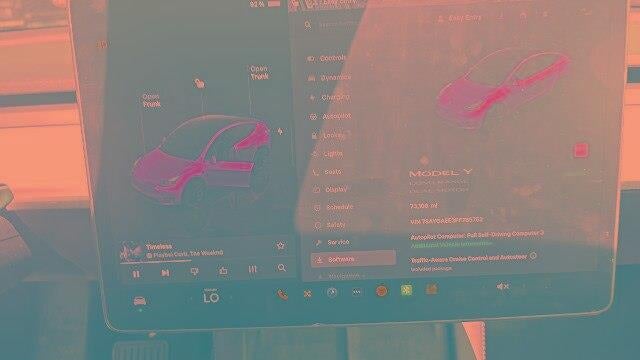 2023 Tesla Model Y Base