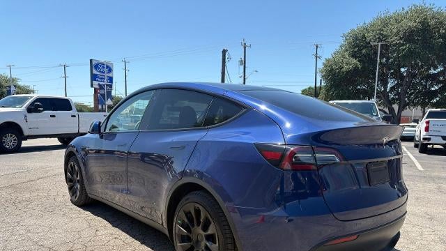 2023 Tesla Model Y Base