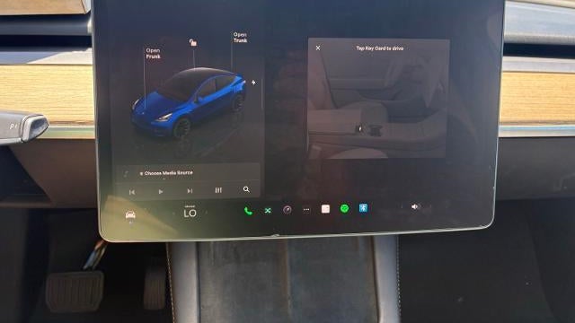 2023 Tesla Model Y Base