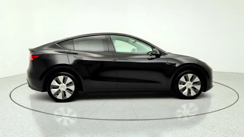 2023 Tesla Model Y Base