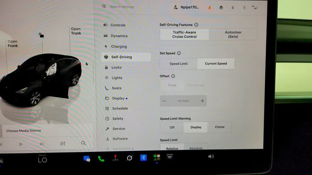 2023 Tesla Model Y Base