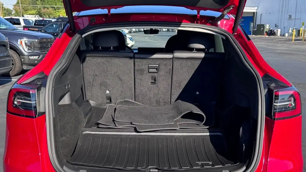 2022 Tesla Model Y Long Range