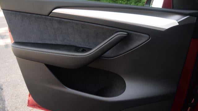 2023 Tesla Model Y Base